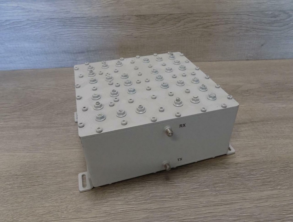 Cell Antenna CAPM819-4 Dual Band RF Multiplexer