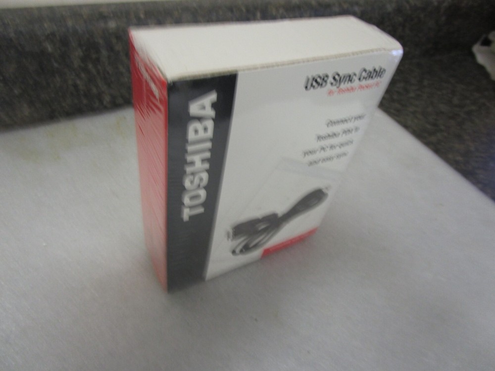 Toshiba E310 E330 E335 E740 E750 E755 Pocket PC USB Sync Cable (PA3185U-1ETC)