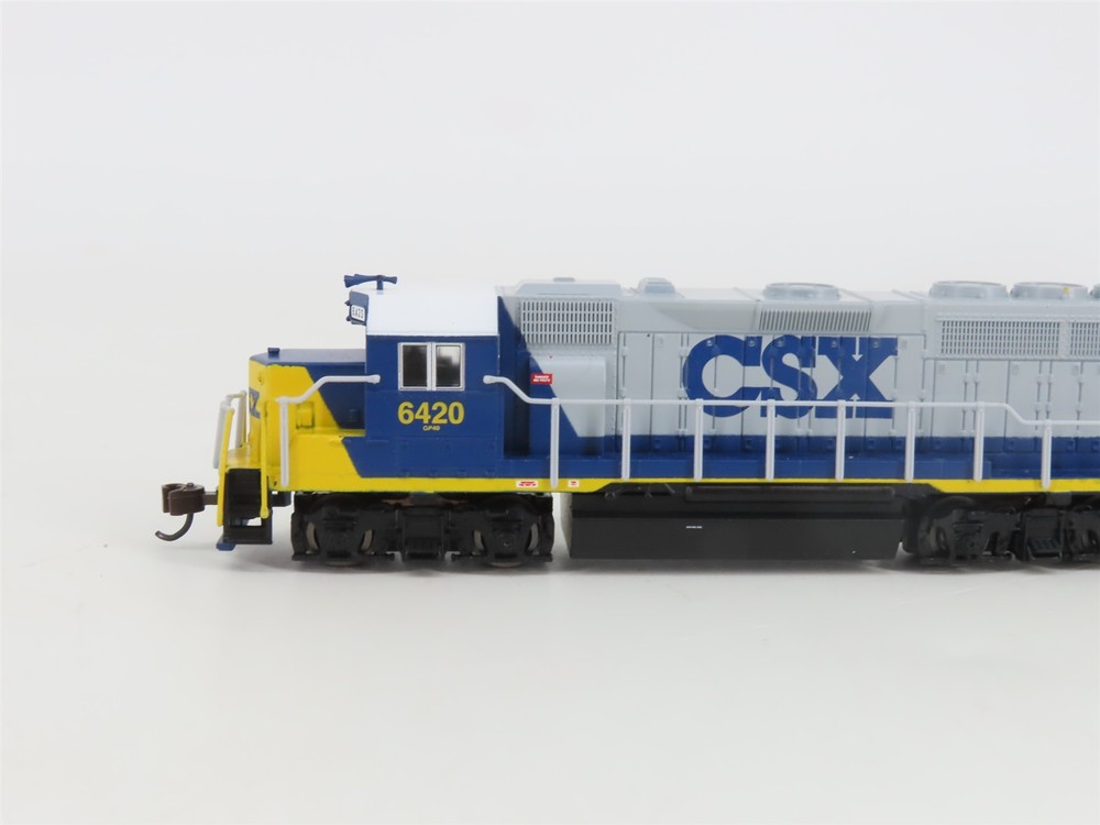 N Scale Bachmann 24022 CSX "Freight Master" GP40 Diesel Freight Train Set