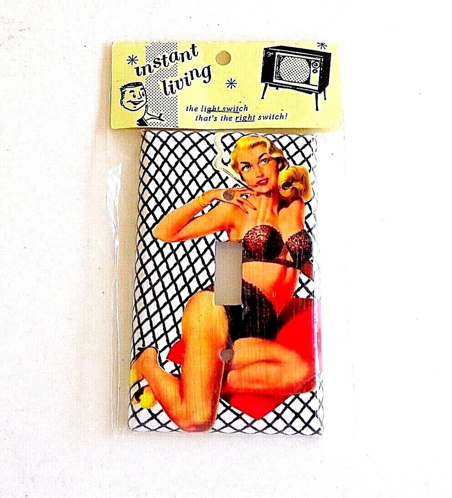 4 Light Switch Covers Art Deco or Retro, Vintage