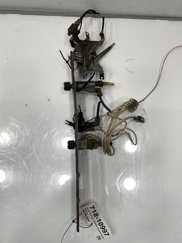 1987 Freightliner FLC120 Climate Control (718-10997)