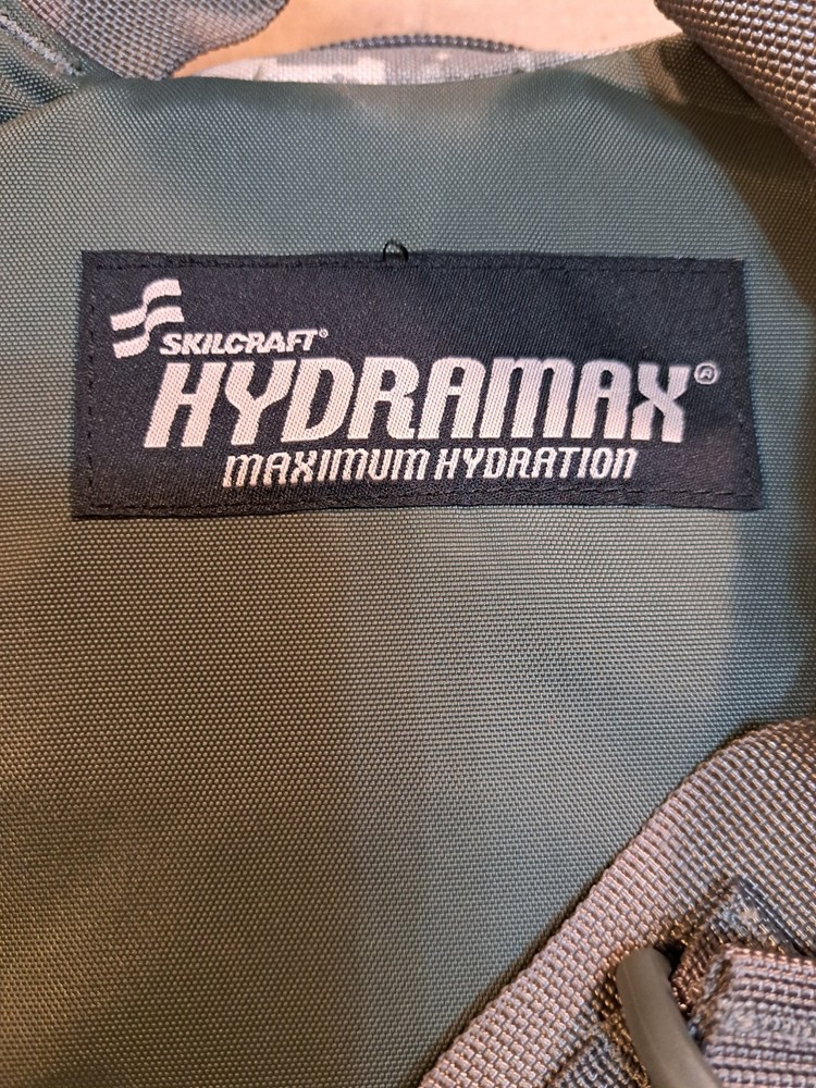 Skilcraft Hydramax Maximum Hydration System Stinger Bladder Camo Pack 100 oz.