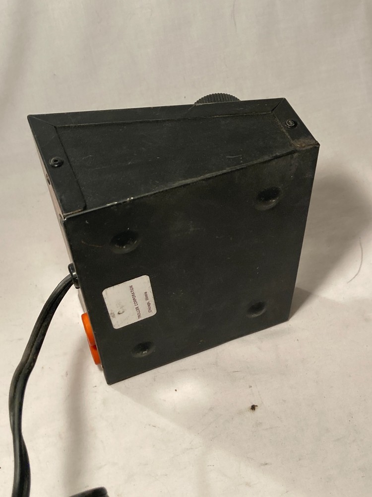 Troller Transistorized Autopulse Momentum 1 HO Train Transformer Model 34 W/Box