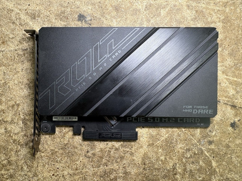 ASUS ROG PCIE 5.0 M.2 CARD