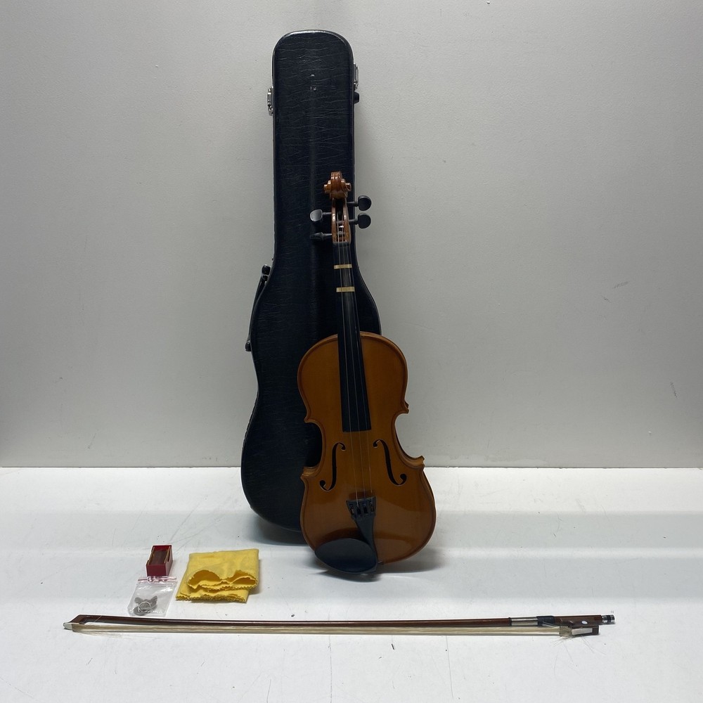 Violin w/ Case & Accessories