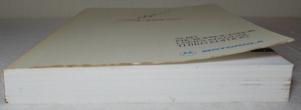 Motorola MC68020 32-Bit Microprocessor User's Manual 3rd Edition Publication