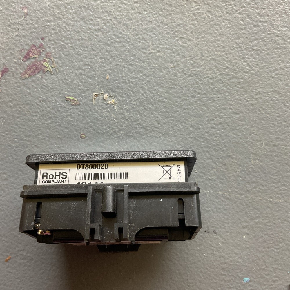 Red Lion Controls DT80020 Digital Panel Meters- ECS