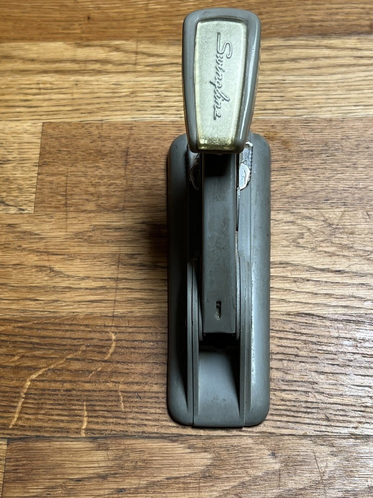 Swingline Stapler - Works Great !