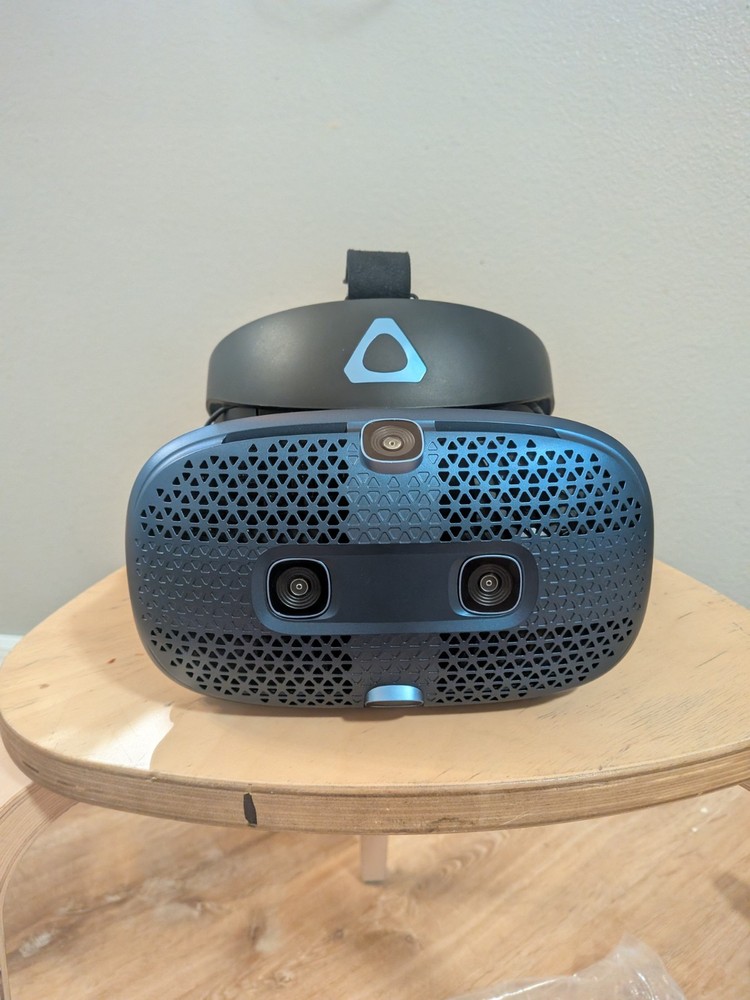 HTC Vive Cosmos PC VR, Virtual reality Headset Only