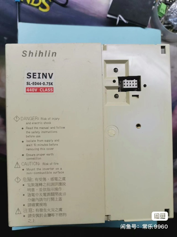 1PC USED Frequency converter SL-E044-0.75K