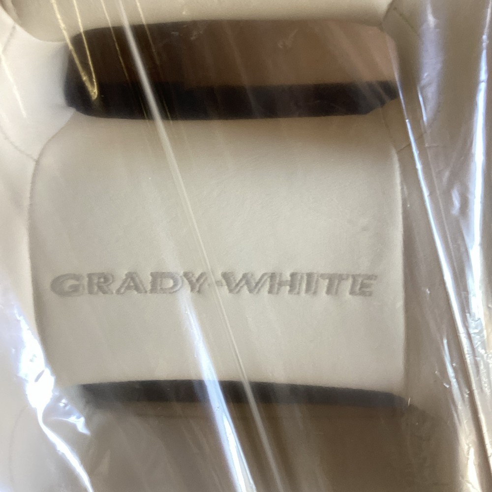 Grady White Command Elite Helm Seat