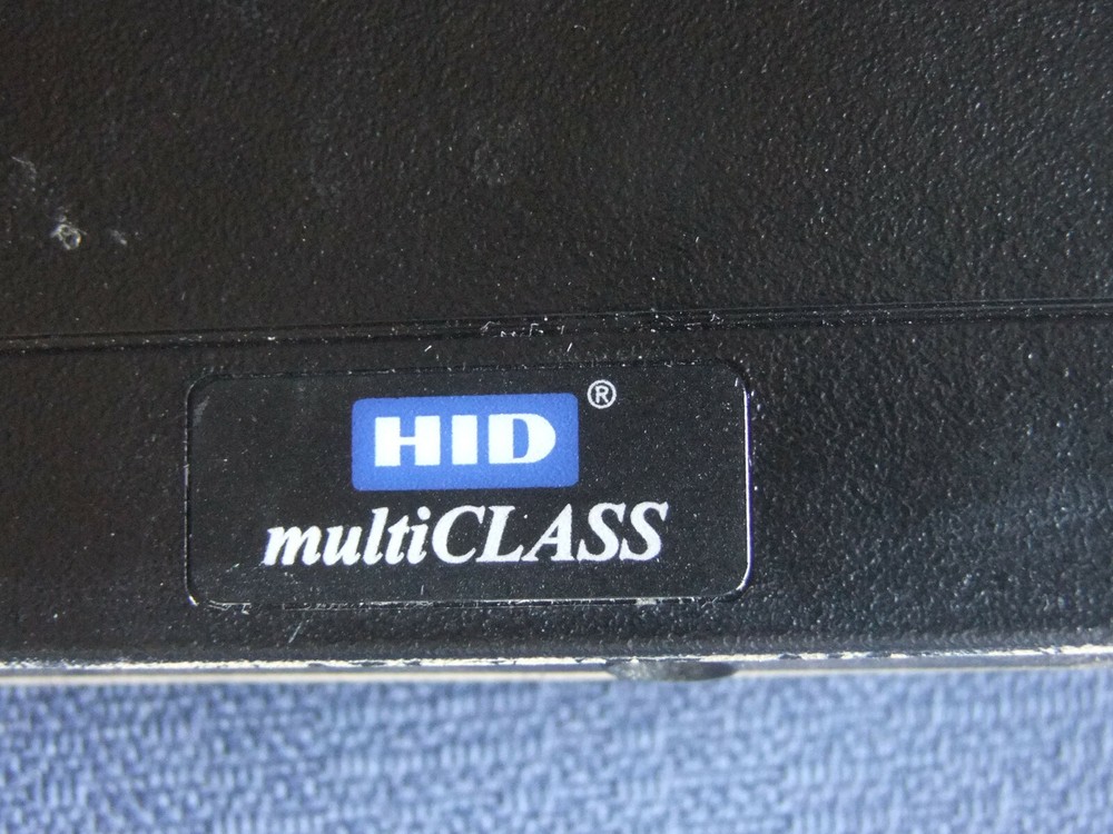 HID 6125CKN0000 RP40 MultiCLASS Wall Switch Smart Card Reader