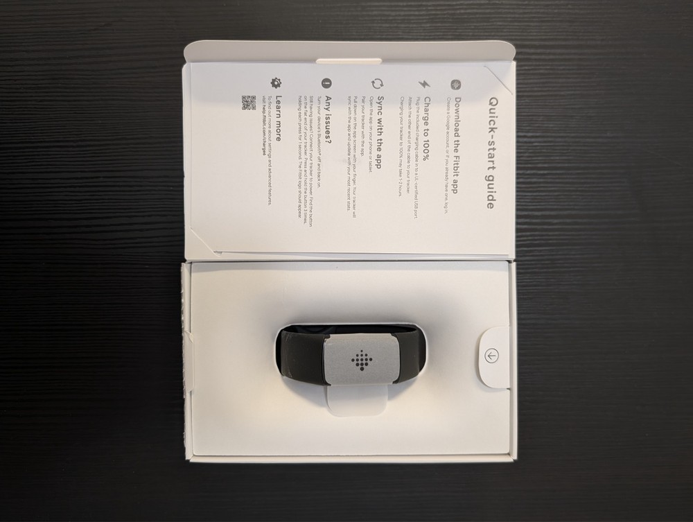 Fitbit Charge 6 Fitness Tracker New