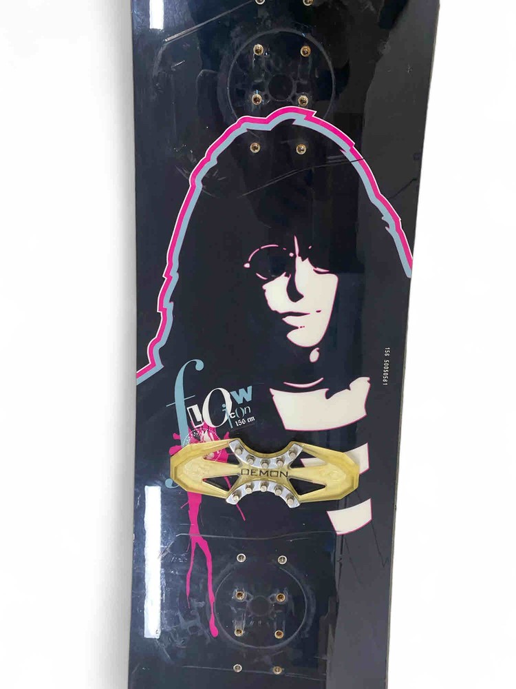 FLOW Icon 156cm Snowboard EUC FREE SHIP