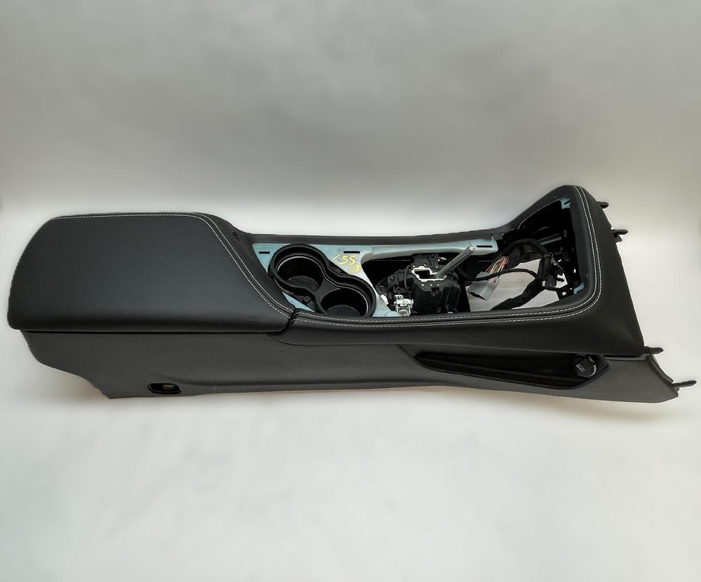 2015-2023 DODGE CHALLENGER SRT HELLCAT FRONT FLOOR CONSOLE AUTOMATIC OEM BLACK