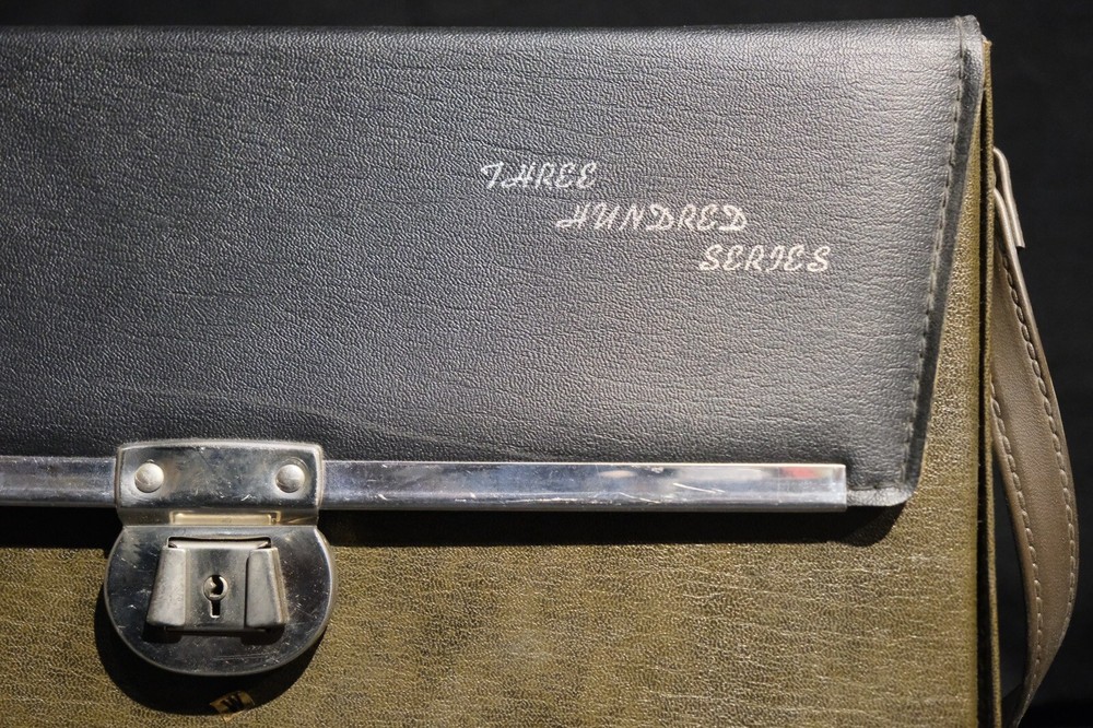 Vintage Automatic Polaroid Land Camera 320 with Case, Flash & Flashbulbs