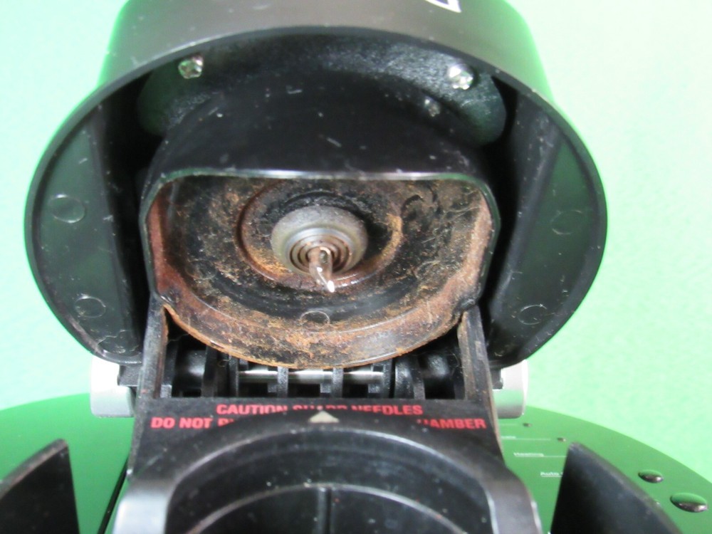 Keurig K-Classic Single Cup Brewing System Model#B40 - TESTED