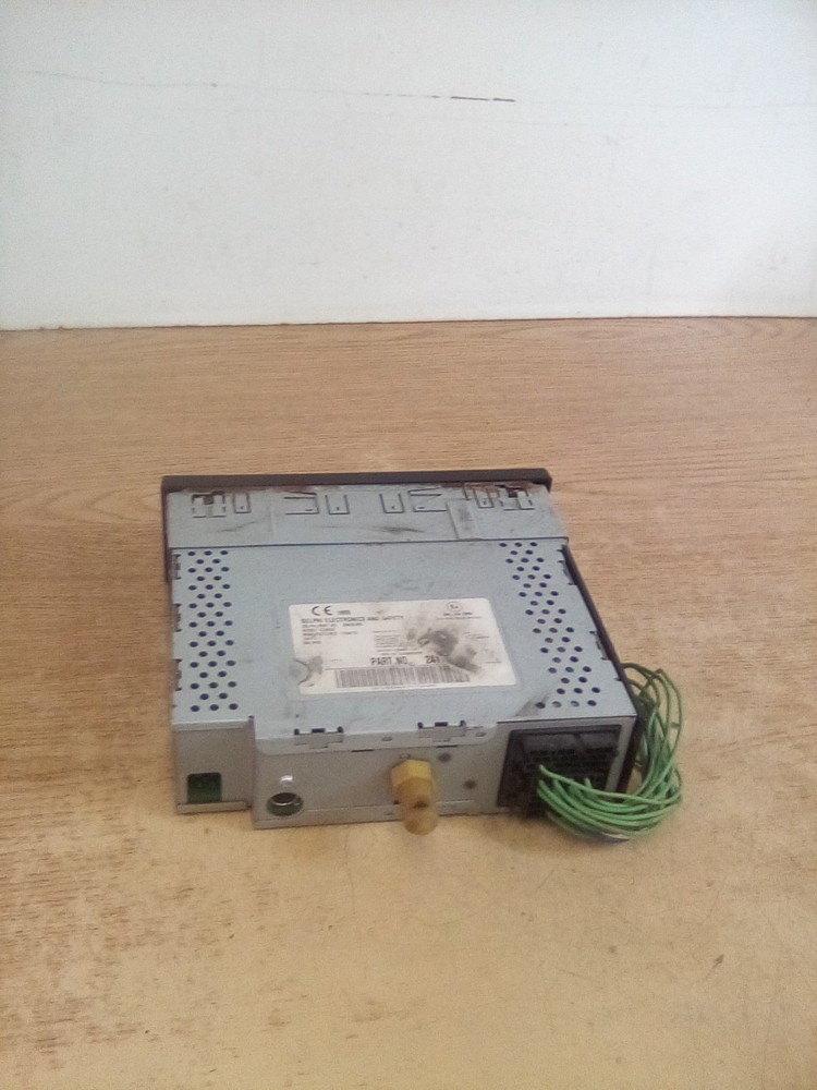 International Prostar/Delphi DEA500 Radio "READ DESCRIPTION"