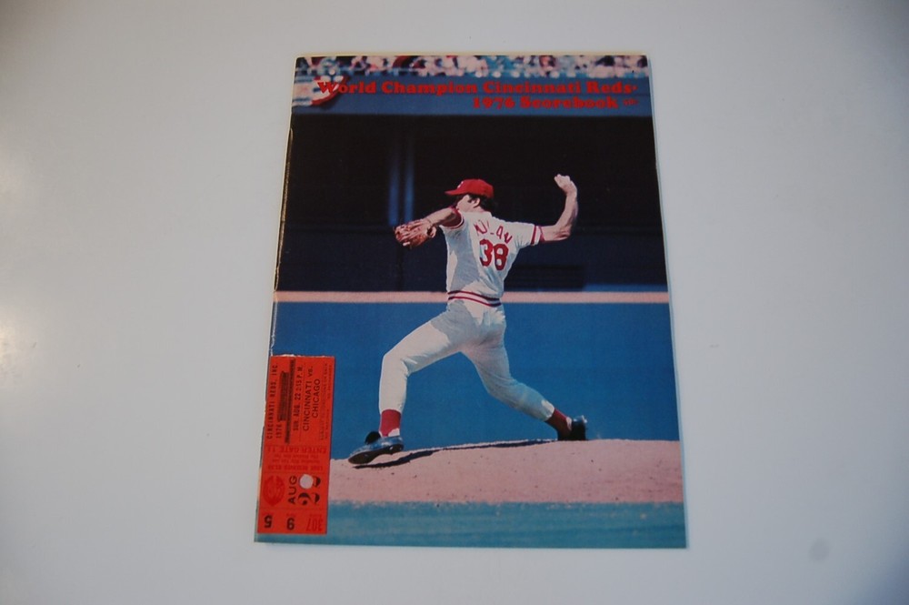 1976 Cubs - Reds Baseball Program + Ticket - Rose 1 Hit, Reds Top 2 Million