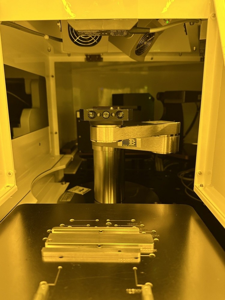 RUDOLPH AXi-940B, macro defect inspection system, YoM2010