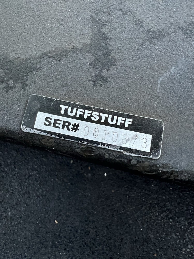 Tuff Stuff Squat Rack. Double Sided Rack 100% Complete (READ DESCRIPTION)