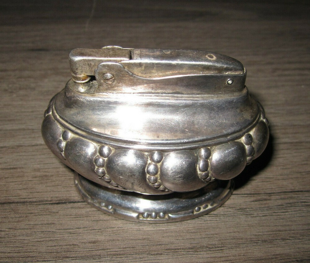 Vintage Ronson "Crown" silver plated Art Deco style table lighter