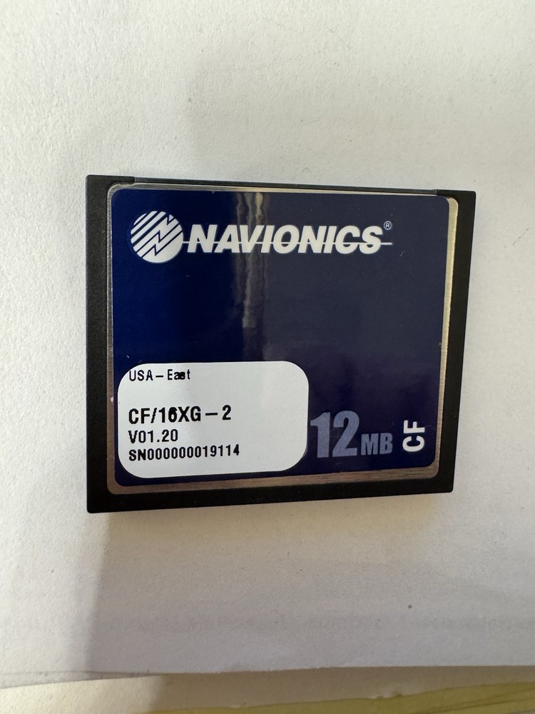 Raymarine C80 E02020 Chartplotter & MFD Display PLUS NAV CHIP and DSM30