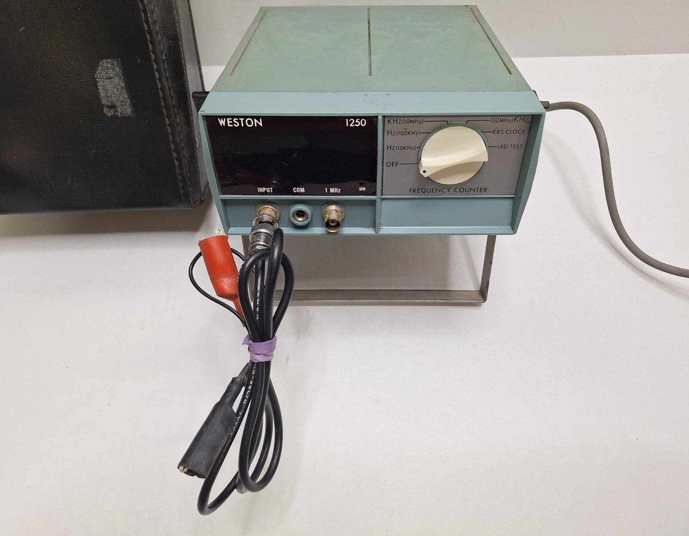 Weston 1250 Frequency counter