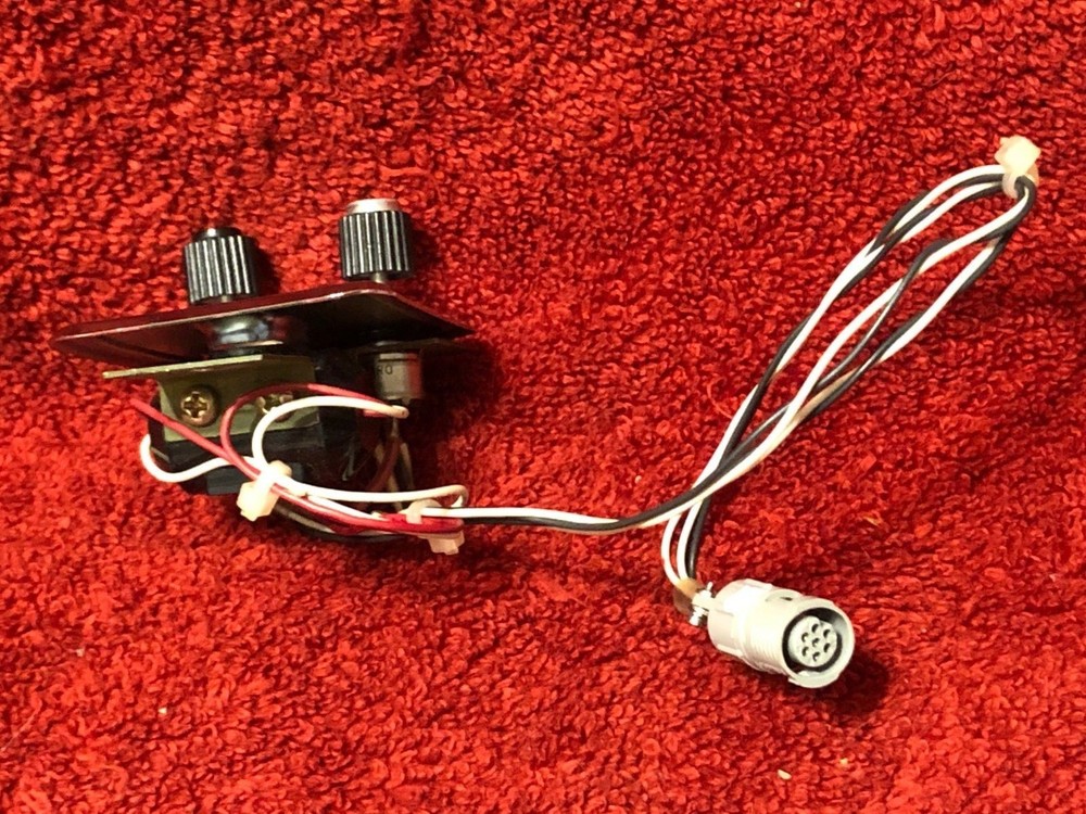 VINTAGE PHONE JACK FOR CESSNA 400 SERIES INTERCOM SYSTEM