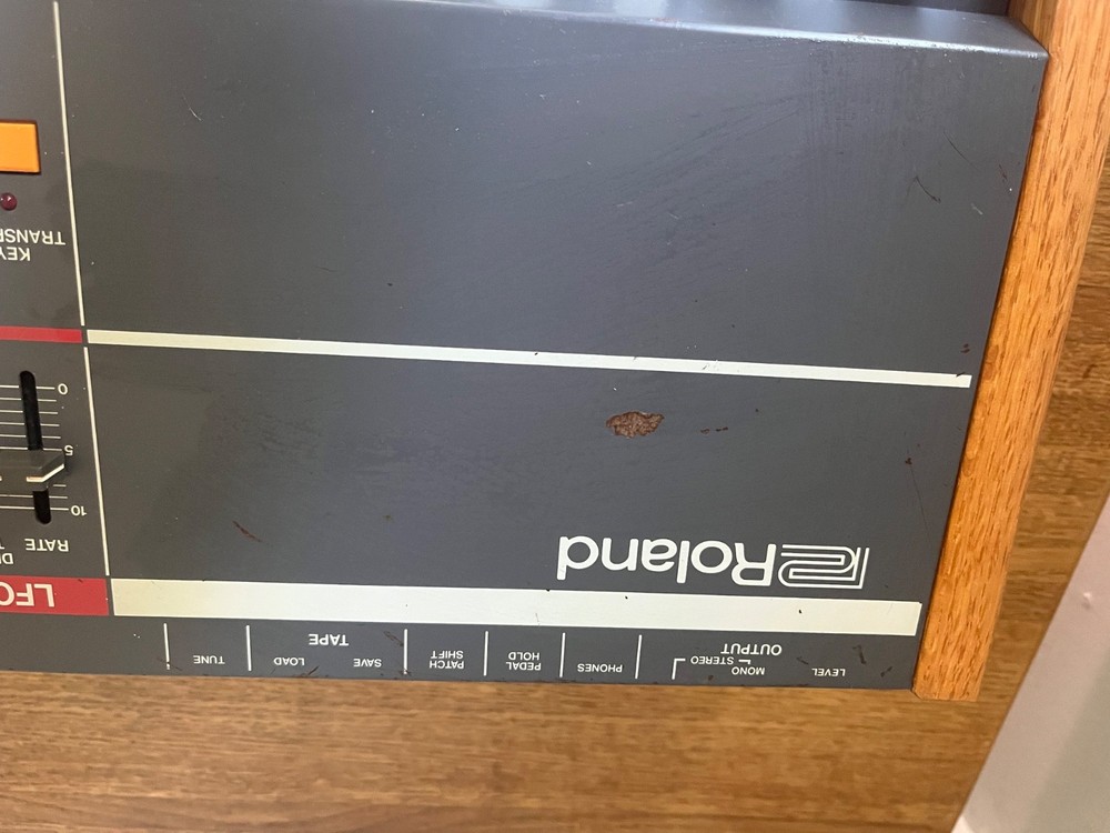 Roland Juno-106 Six-Voice Polyphonic and Programmable Analog Synthesizer