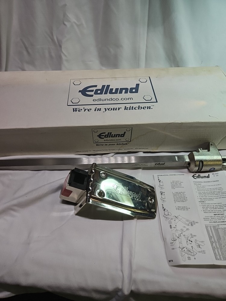 Edlund - U-12 - Counter-Mount Can Opener with Base