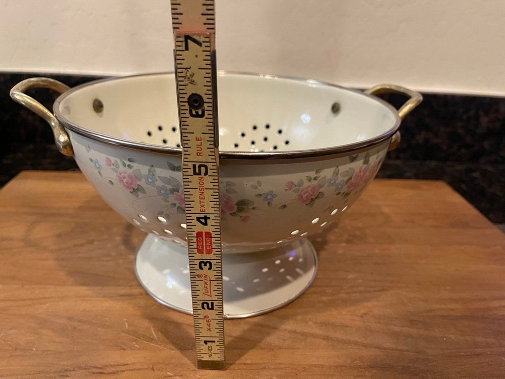 Vintage Pfaltzgraff TEA ROSE Footed Colander