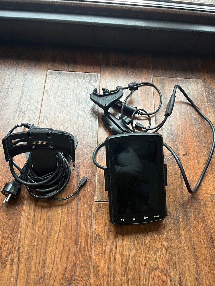 Garmin Aera 795 with yoke mount