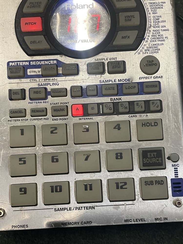 Roland SP-404 Portable Power Sampler Linear Wave Sampler Unit ~Used~