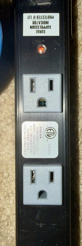 Middle Atlantic PD-815SC Surge Protected High-Density Slim Power Strip