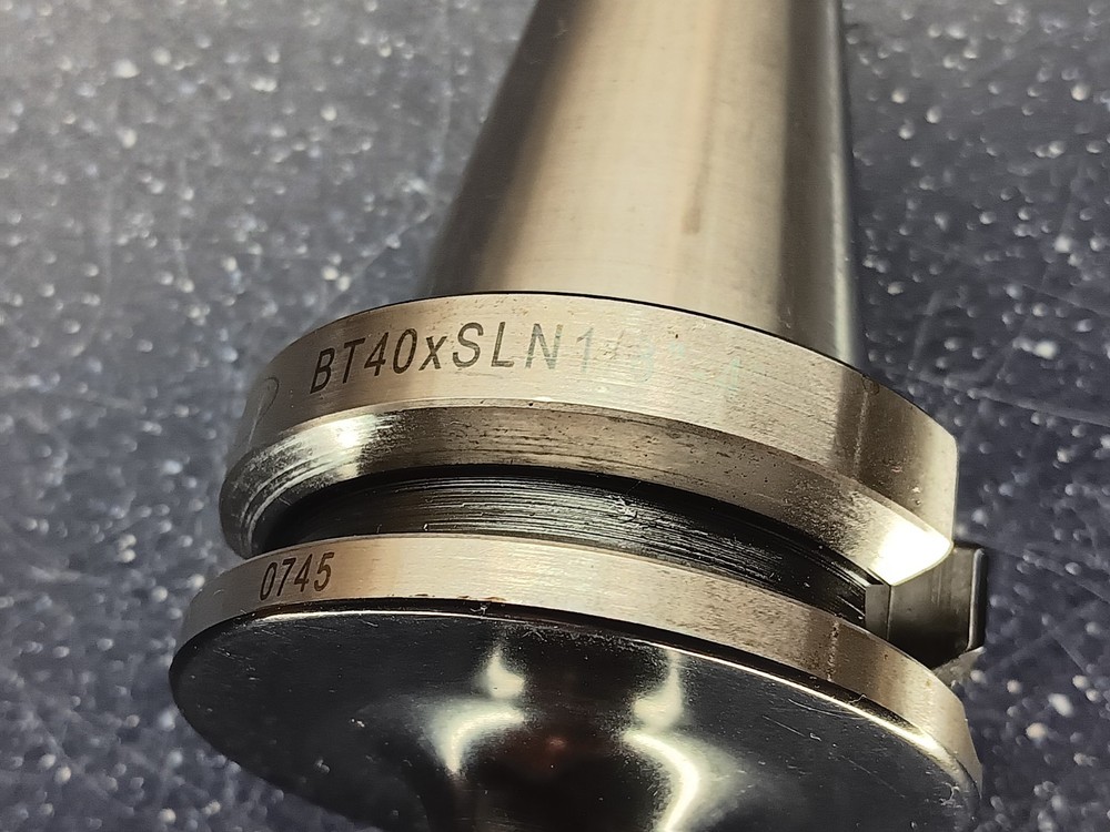 Techniks BT40 1/8" ID Solid End Mill Tool Holder SYIC 17140 CNCTooling .125