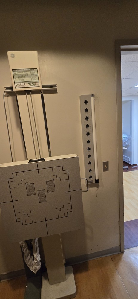 lateral spine positioning device