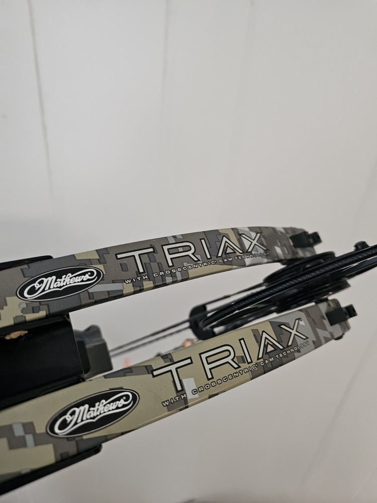 Mathews Triax Compound Bow