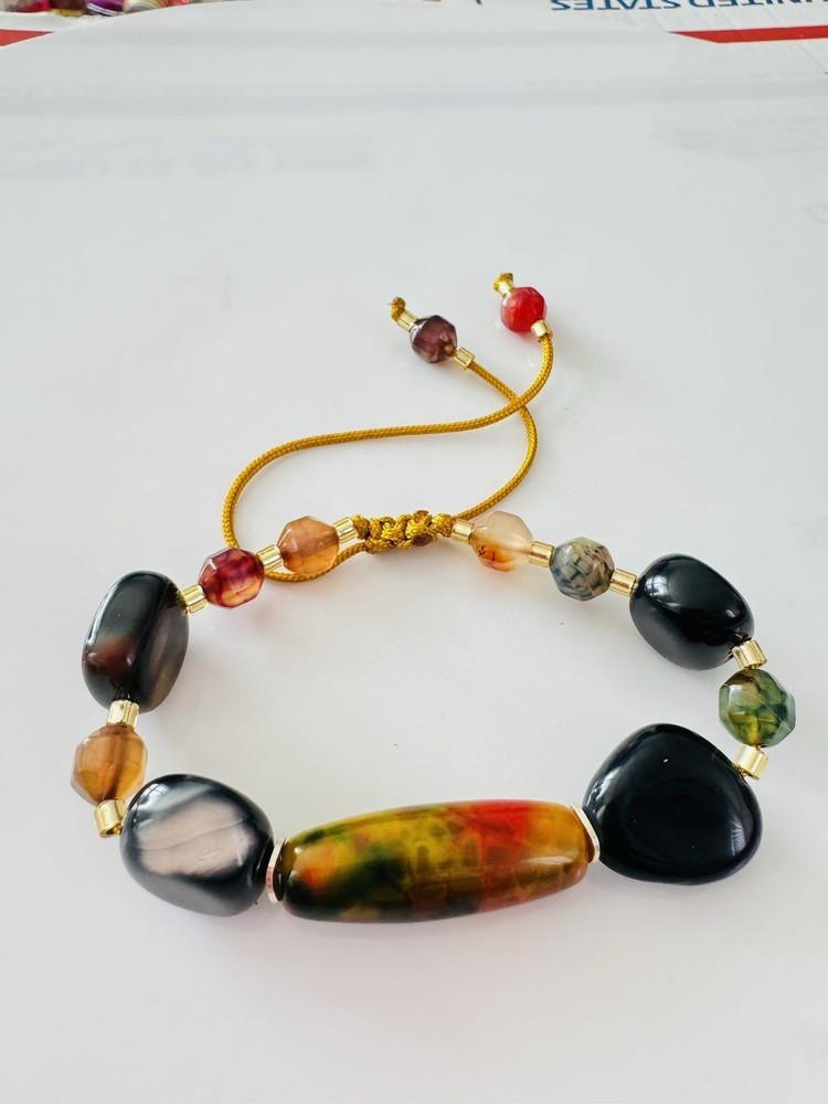 Gorgeous Agate Adjustable Gemstone Bracelet