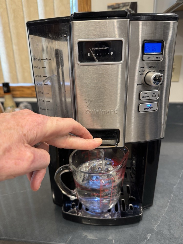 Cuisinart DCC-3000 12-Cup Programmable On Demand Tested Coffee Maker NewFilter