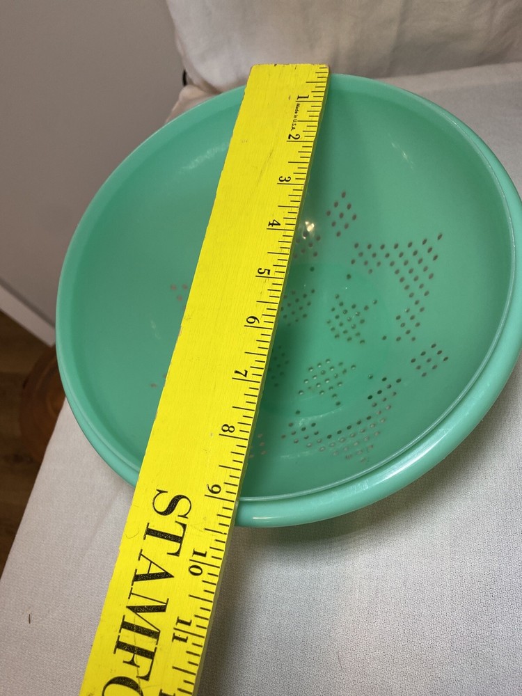 Tupperware Jadeite Green Colander Strainer Sifter Bowl 339-2 Star Pattern + Grid