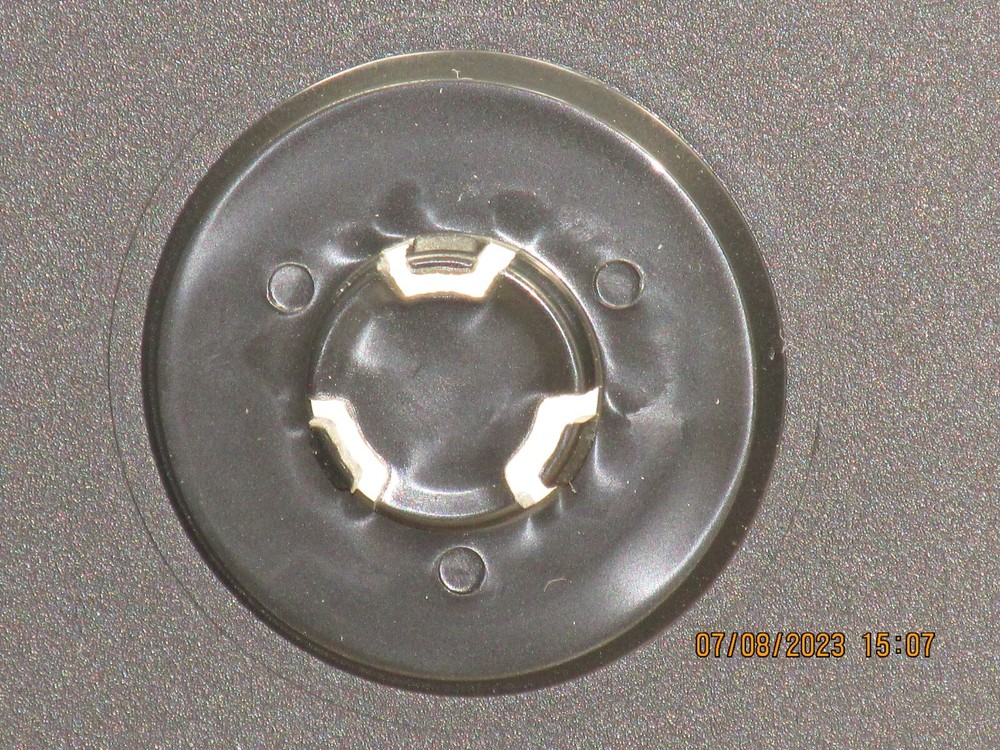 Listing is for  a Used Empty Single DVD Cases With Wrap-Around Sleeve-C