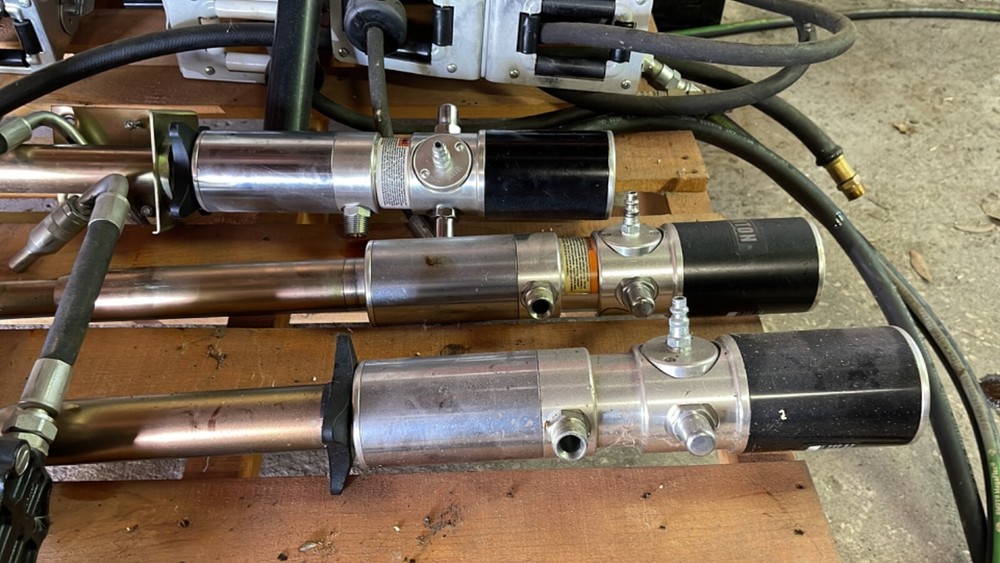 PROFESSIONAL PNEUMATIC OIL CHANGING SYSTEM