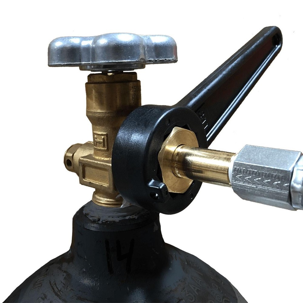 Club Cannon CO2 Tank Attachment Tool