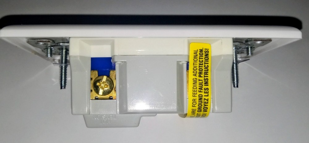 Cooper GFCI XGF15W-SP White - NOS