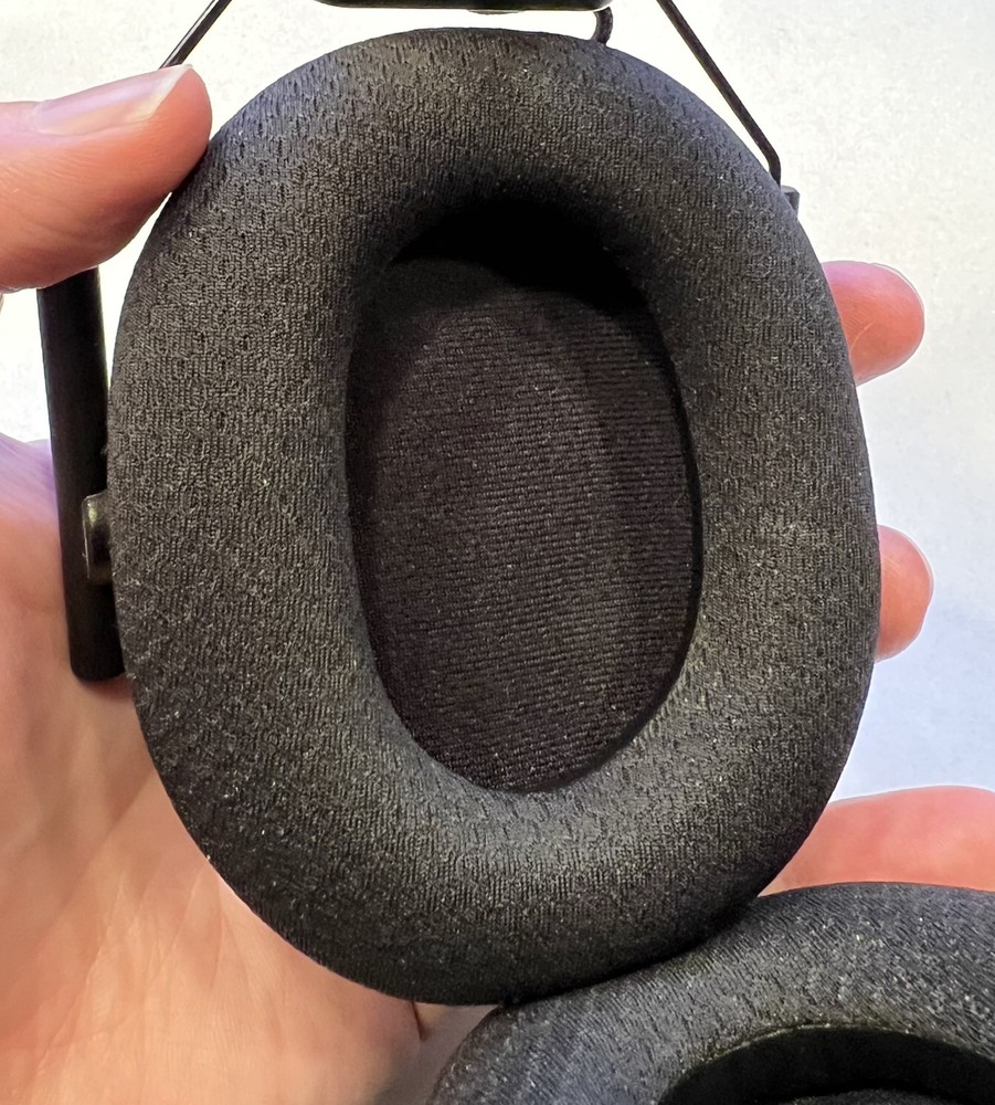 Razer BlackShark V2 Pro (wireless, not Bluetooth) Gaming Headset