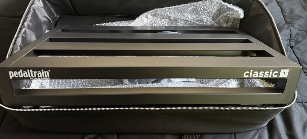 Pedaltrain Classic 1 Pedalboard with Soft Case