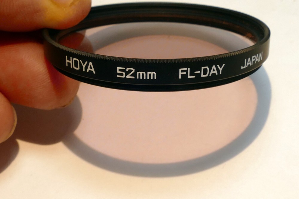 HOYA 52mm Filter FL-Day fluorescent to daylight balancing