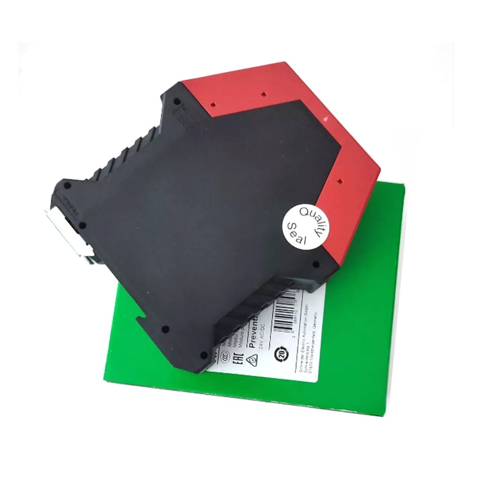 1PCS NEW Schneider XPSAFL5130 Safety Relay