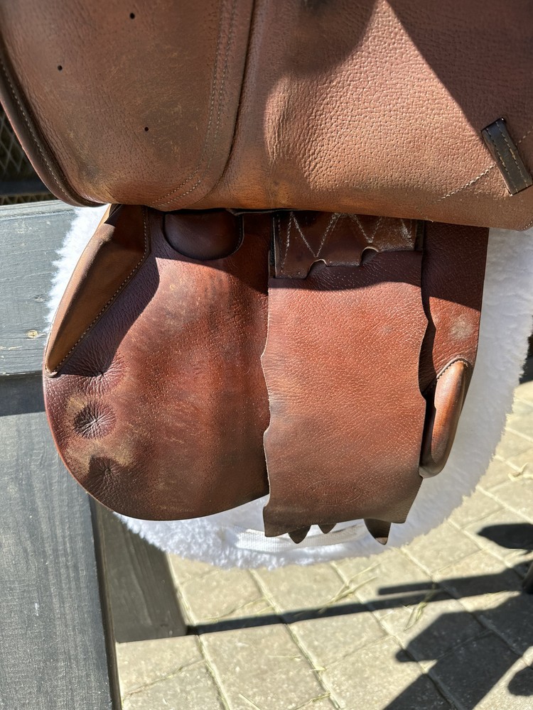 Devacoux Biarritz 2012 - 16.5" English Saddle - Brown